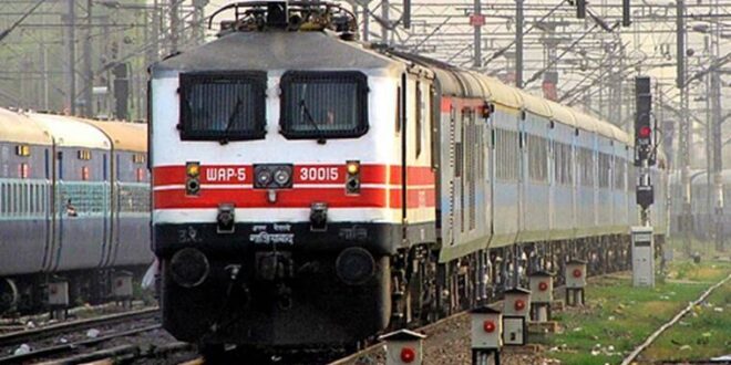 Railway Police To Patrol Ladies Coach In Mumbai Trains